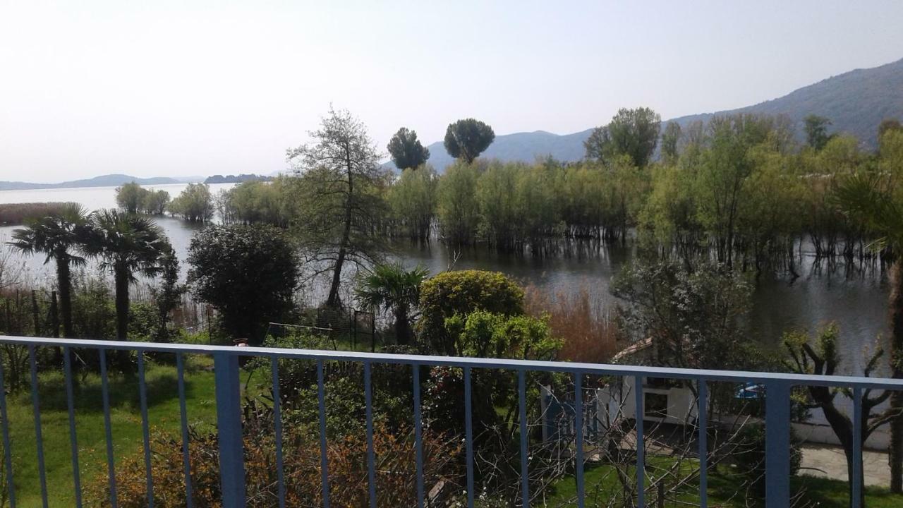 Una Finestra Sul Lago..Appartamento Вербания Екстериор снимка